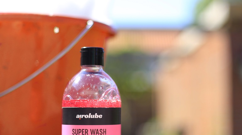 On the bicycle with a good feeling